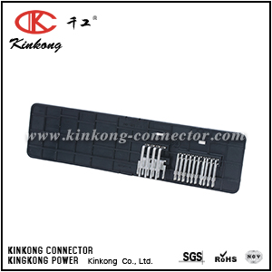 1813411-4 26 pin blade crimp connector 