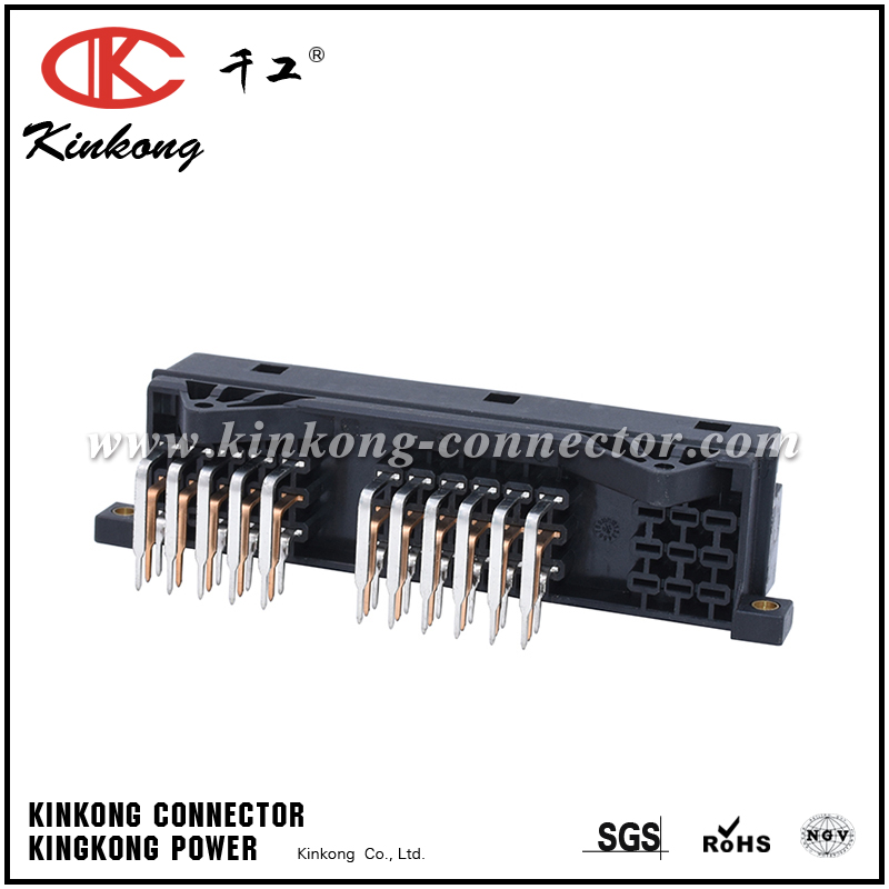 32 pins blade automotive connector 